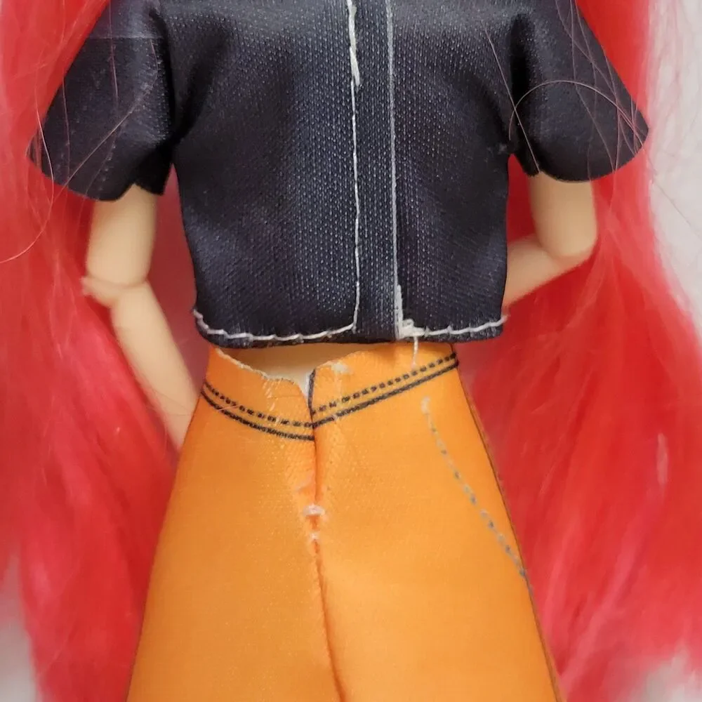 KPop Demon Hunters Dolls Set of 2 Rumi and Mira HUNTR/X